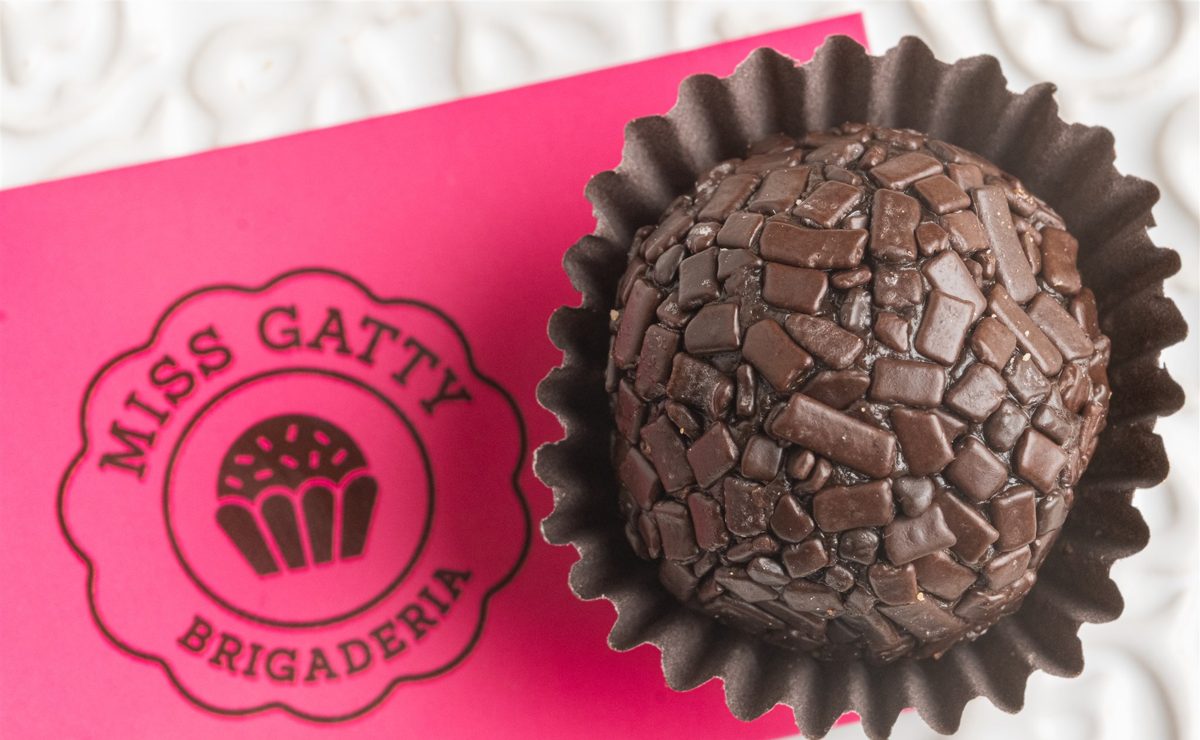 Brigadeiro de chocolate em lascas